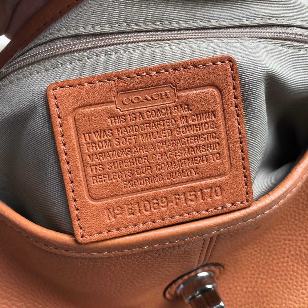 Coach Crossbody - Picture 4 of 8